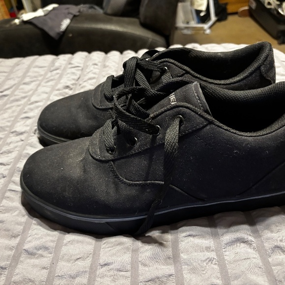 Size 11 Solid Black Heelys - Picture 2 of 6